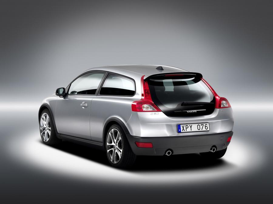  Volvo C30 T5 2007 года  (фото 10 из 15)